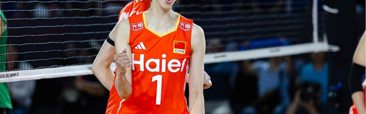 恭喜！中国女排又一22岁得分王崛起：李盈莹替身轰19分+破局逆转